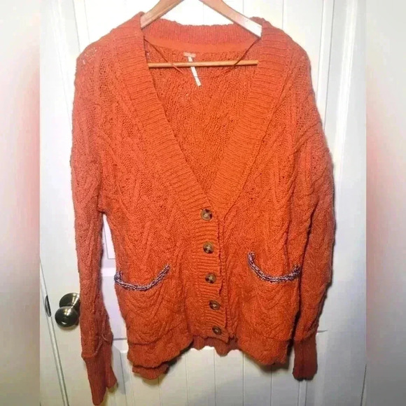 Free people Oversize knitted Cardigan size, extra small. - Picture 1 of 9